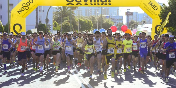 Antonio Montero y Carmen Gutiérrez se imponen en Sevilla10 Miraflores en la que participan 7.000 corredores