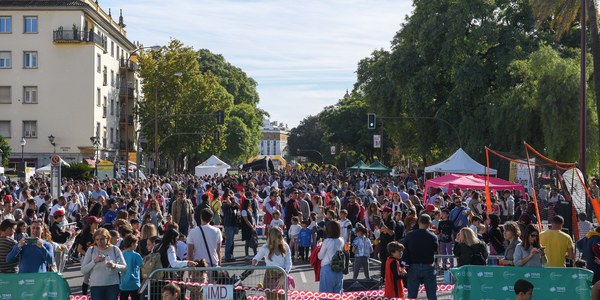 Los distritos Cerro-Amate y Norte acogen dos nuevas citas de Calle Deporte este fin de semana