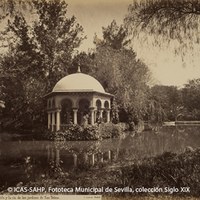 2. J. Laurent. Ría y cenador de Alfonso XII en los jardines el palacio de San Telmo. 1868-1872 ca.  ©ICAS-SAHP, Fototeca Municipal de Sevilla, colección Siglo XIX