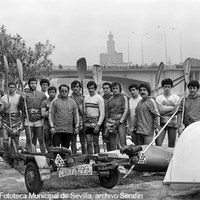 Real Círculo de Labradores. Entrenamiento del equipo olímpico de piragüismo, preparatorio para las Olimpiadas de Montreal.  1976 ©ICAS-SAHP, Fototeca Municipal de Sevilla, archivo Serafín