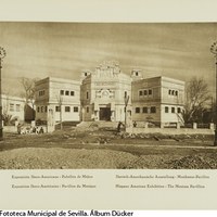 Pabellón de México en la Avenida de la Delicias, hoy pertenece al Vicerrectorado de la Universidad de Sevilla. 1929 ©ICAS-SAHP, Fototeca Municipal de Sevilla. Álbum Dücker