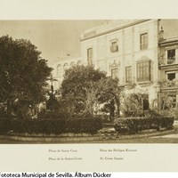 Plaza de Santa Cruz y Cruz de la Cerrajería. 1929 ©ICAS-SAHP, Fototeca Municipal de Sevilla. Álbum Dücker